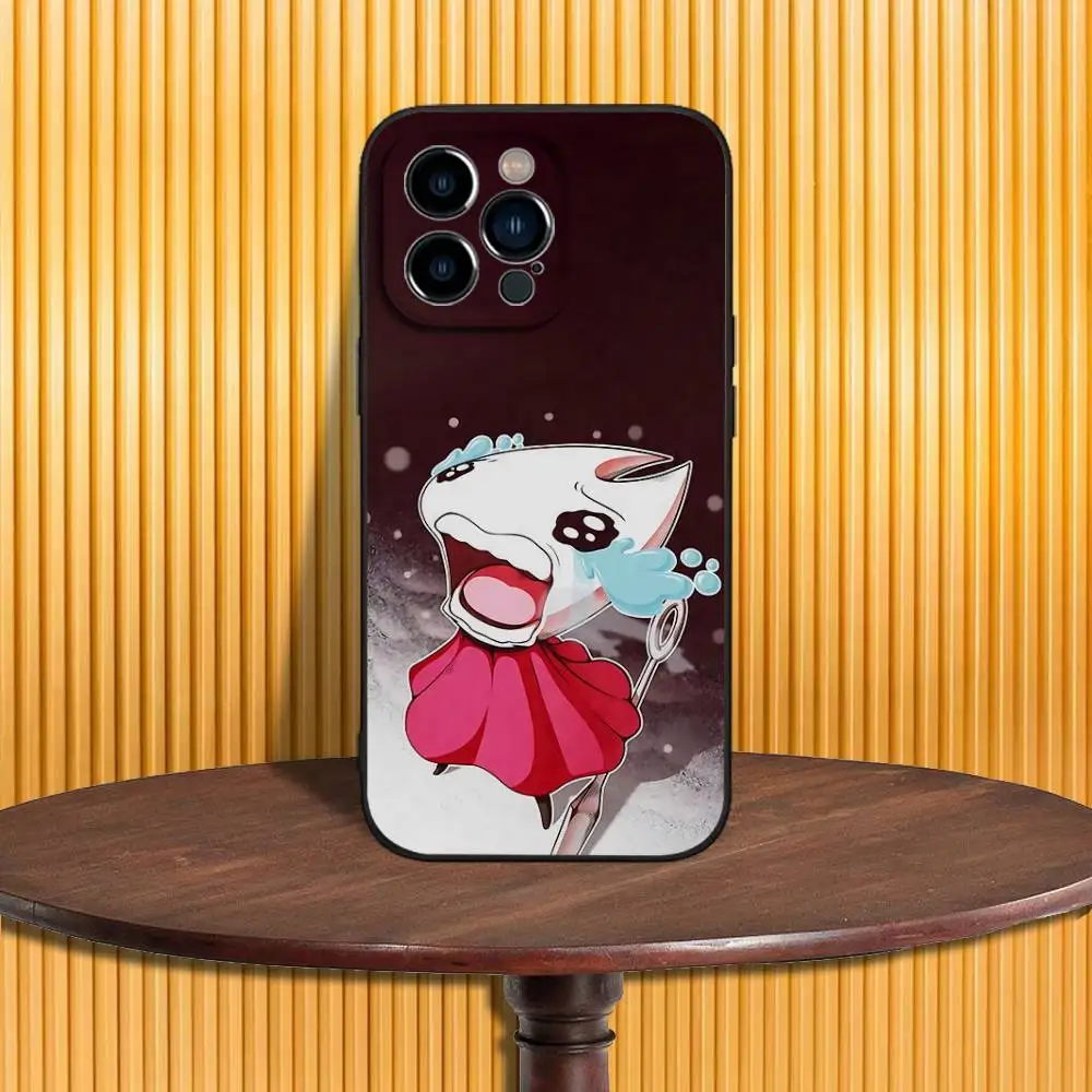 Hollow Knight iPhone Shockproof Silicone Case - usage example