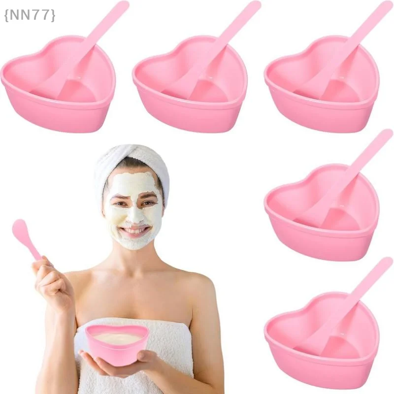 6/12 stuks hartvormig gezichtsmasker mengkom met schraper plastic doe-het-zelf huidverzorgingshulpmiddel, geschikt voor familie en salon