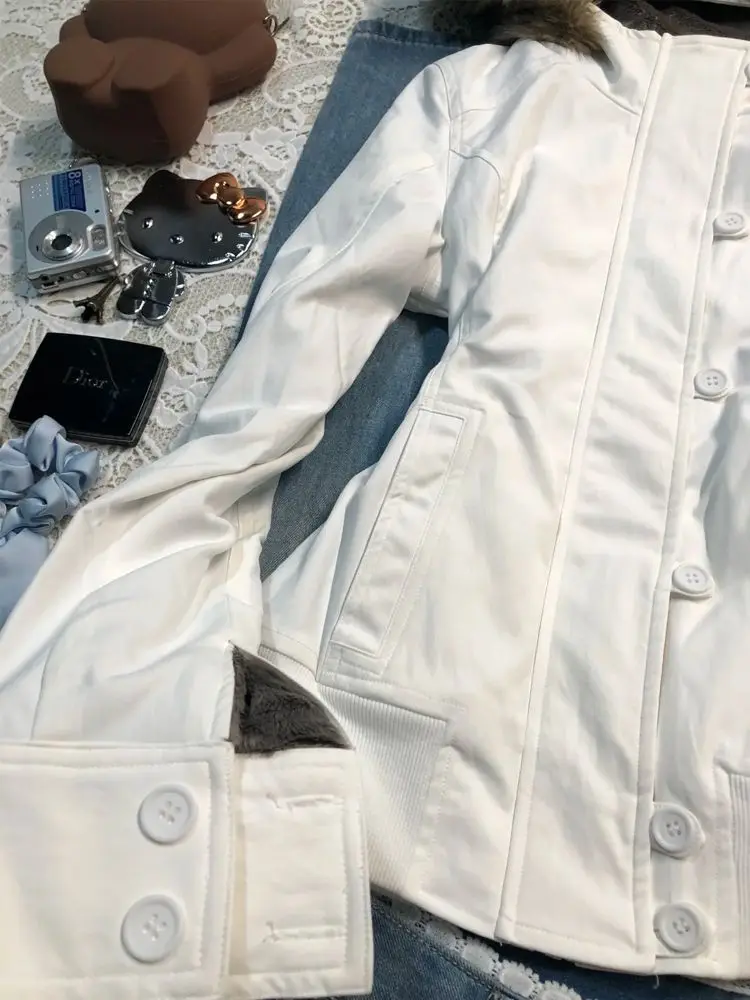 

Gagarich, белая плюшевая куртка с капюшоном в американском стиле ретро, женская осень 2025, новинка облегающего наряда для похудения, пальто, топ