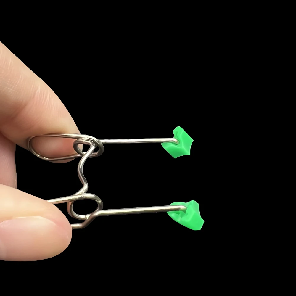 40 pieces/bag Triangular Tooth Wedge Shims Rubber Triangular Ring Toothed Dental Products Oral Care Dental Materials