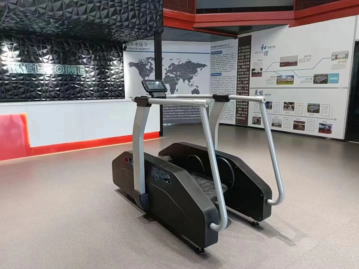 موجة داخلي ركوب الأمواج محاكي الصالة الرياضية التجارية آلة ركوب الأمواج الكهربائية الأساسية التدريب آلة ركوب الأمواج