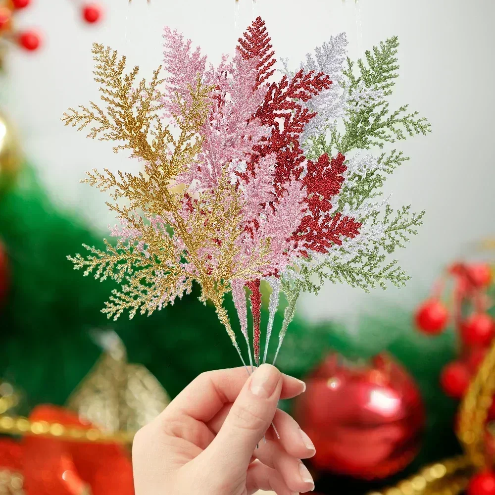 Natal Artificial Pine Folhas Ramos, Plantas simuladas a ouro, Glitter Garland, Xmas Tree Ornamento, Decoração de Ano Novo, 5pcs