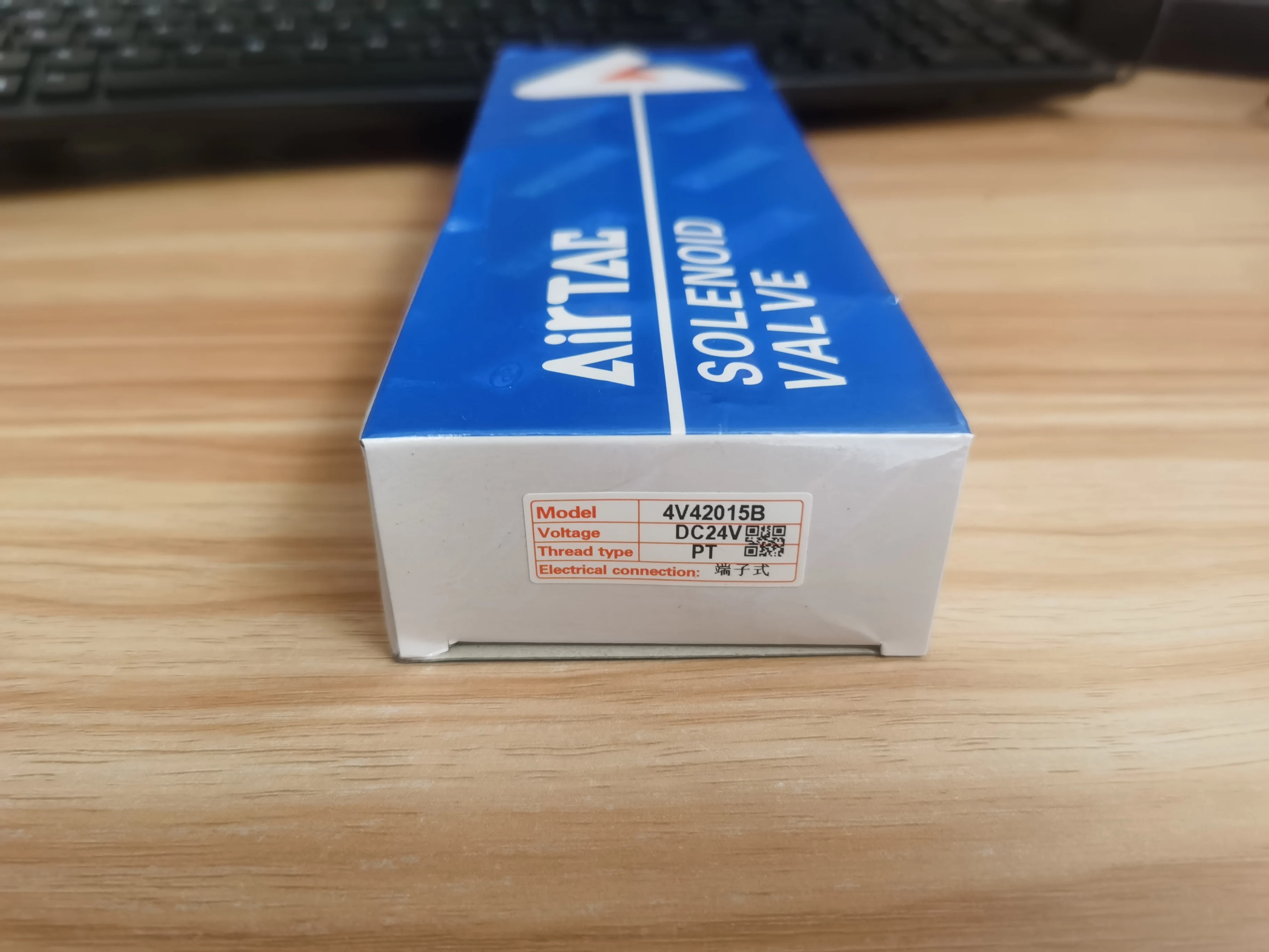 Válvula Solenoide AirTAC 4V42015B 4V420-15 DC24V, 1 piezas, nueva