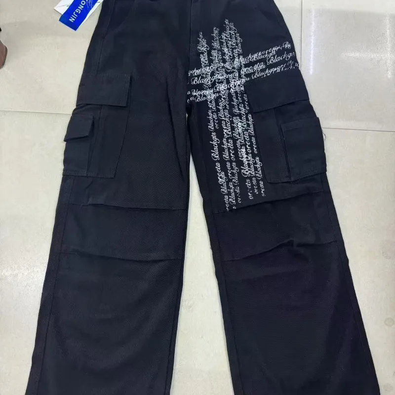 MWJLPWQ جينز رجالي مطبوع عليه حروف سوداء للجنسين نمط الشارع الأمريكي مغسول فضفاض متجعد متخصص جيب كبير بنطال ذو قصة أرجل واسعة 12001