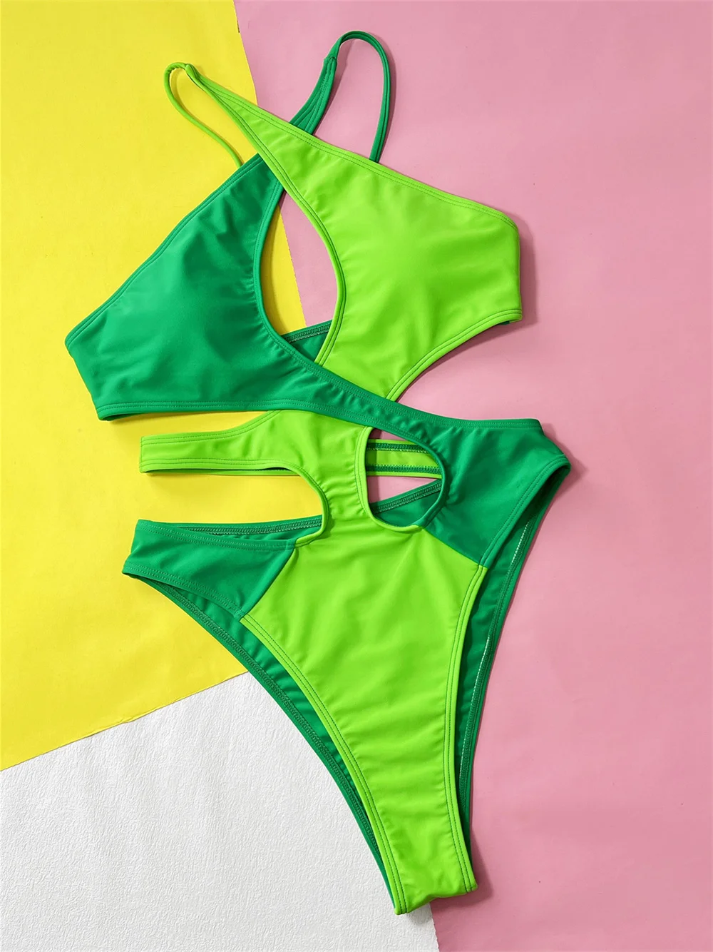 

Бикини с перекрестной повязкой, зеленый купальник, монокини с открытой спиной, женский купальник с нерегулярным вырезом, купальник для отпуска, пляжный купальный костюм