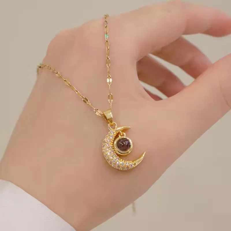 Fashion Star Moon Necklace for Women Craft Moon Pendant 100 Languages I Love You Confession Gift High Quality Clavicle Necklace