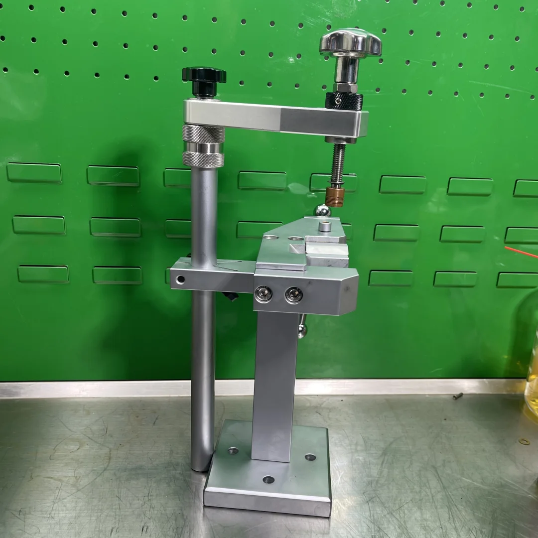 High Pressure Common Rail Injector Disassembly Stand Fuel Injector Removal Mounting Bracket Fixed Nozzle Clamping Device Repair