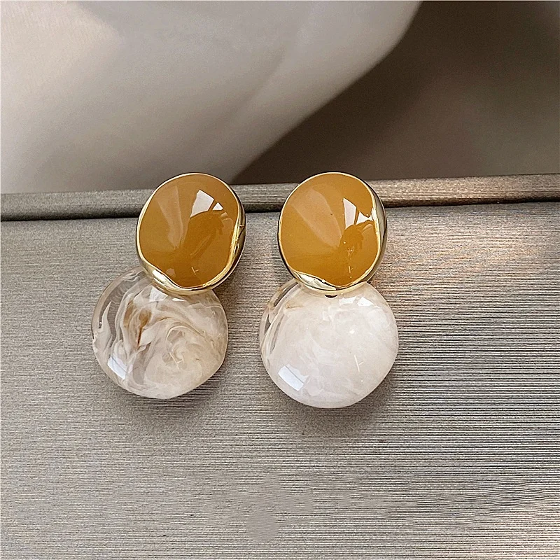 Autumn and Winter Irregular Enamel Retro Stud Earrings For Women Temperament Fashion Earrings Valentine's Day Christmas Gifts image 5