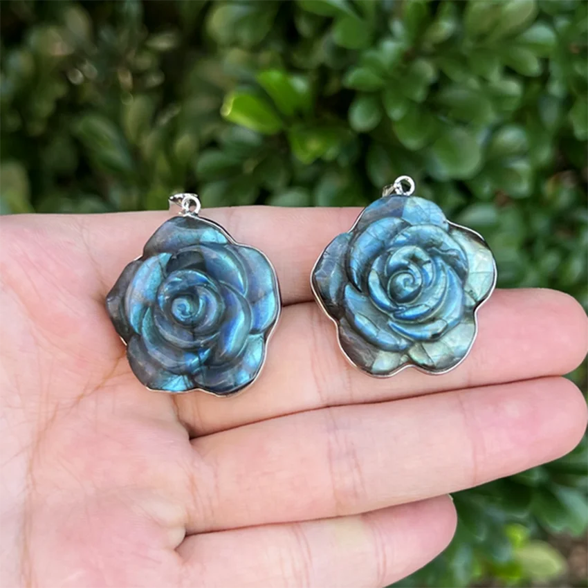 Hand Carved Labradorite Rose Flower Stone Pendant For Women Necklace DIY Natural Labradorite Gemstone Pendant Jewelry No Chain