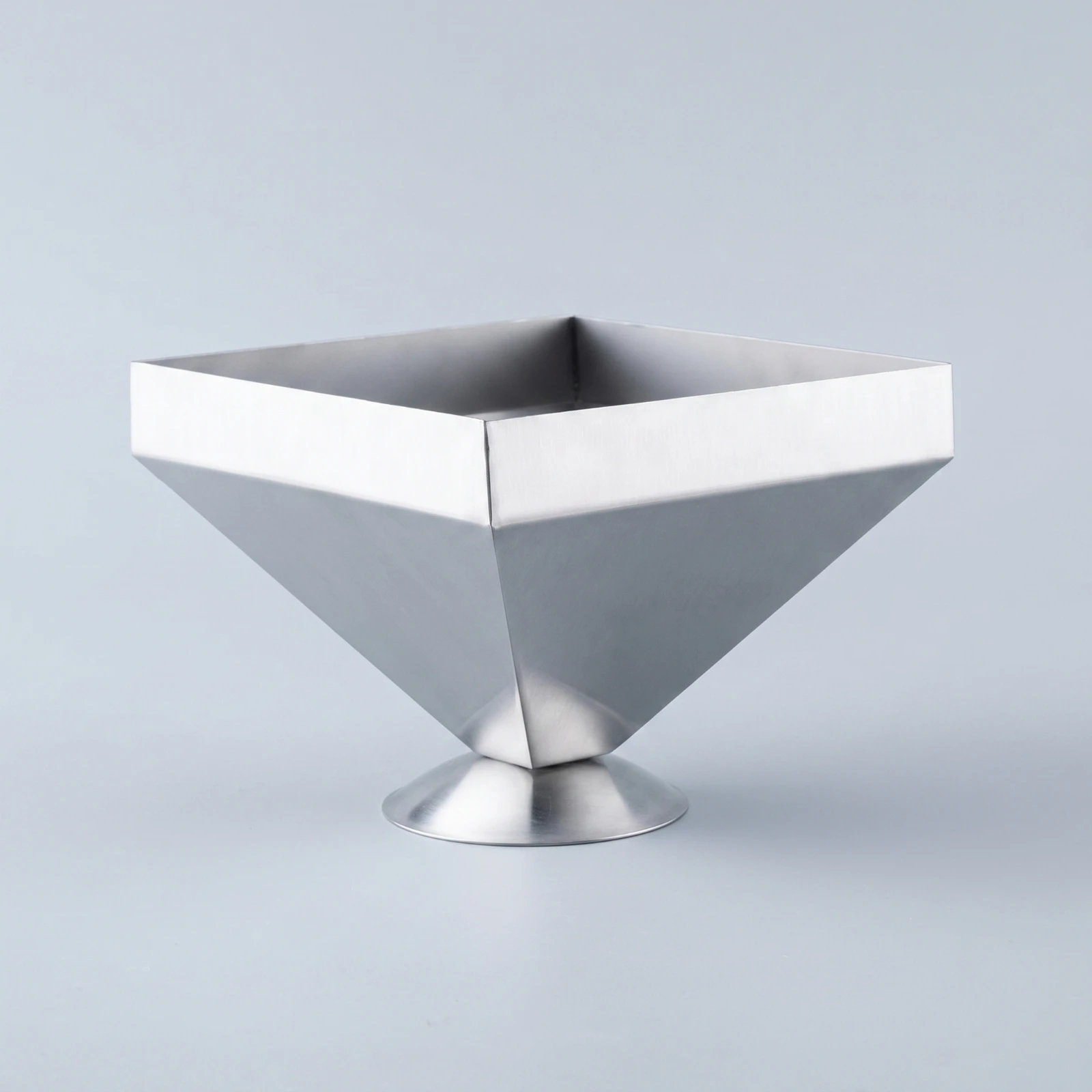 Stainless Steel Pyramid Mold Brushed Pyramid Food Mold Cooking Shaper Metal Compact for Chefs, Plating, Catering