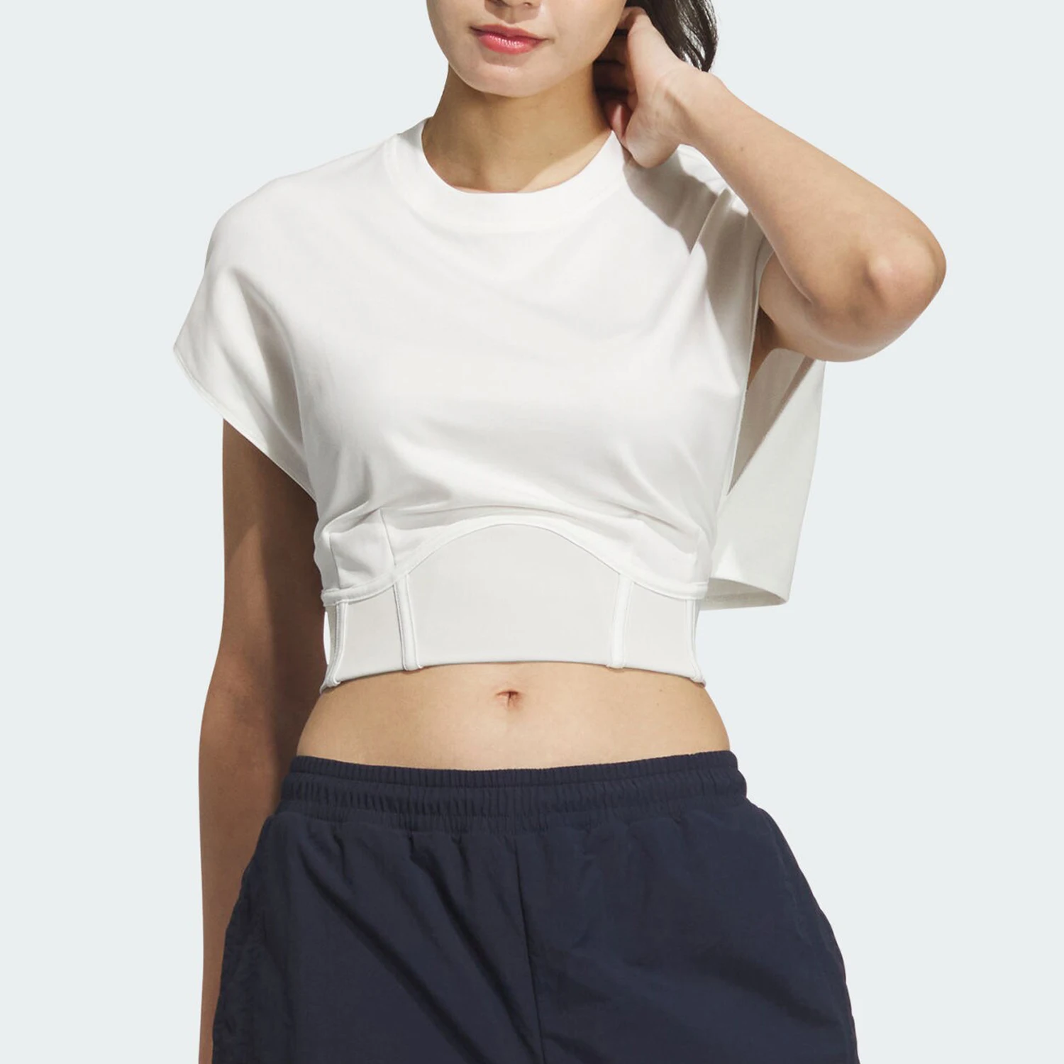 

Женская повседневная футболка Adidas Originals Authentic FUSTL W SS TEE JN3501