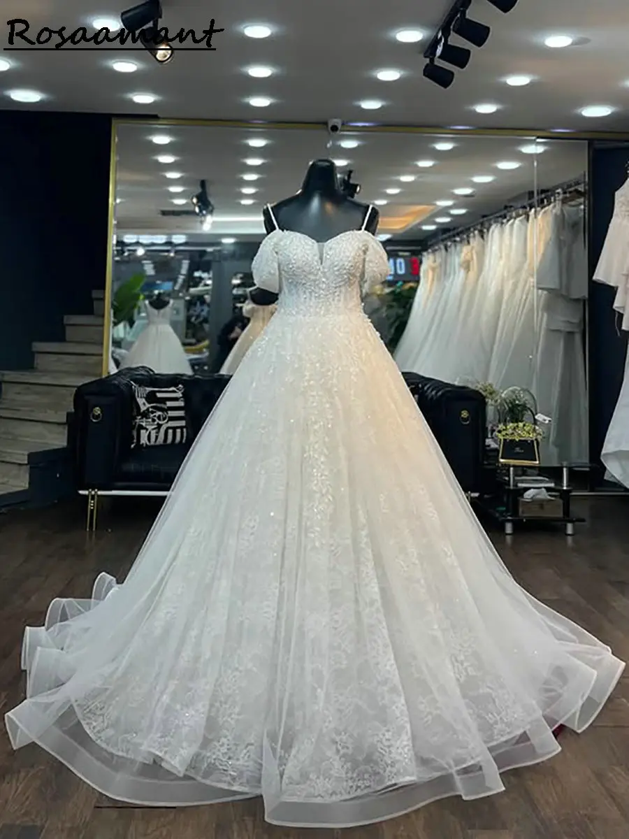 

Vintage Appliques Lace A-Line Wedding Dresses Spaghetti Straps Country Bridal Gowns