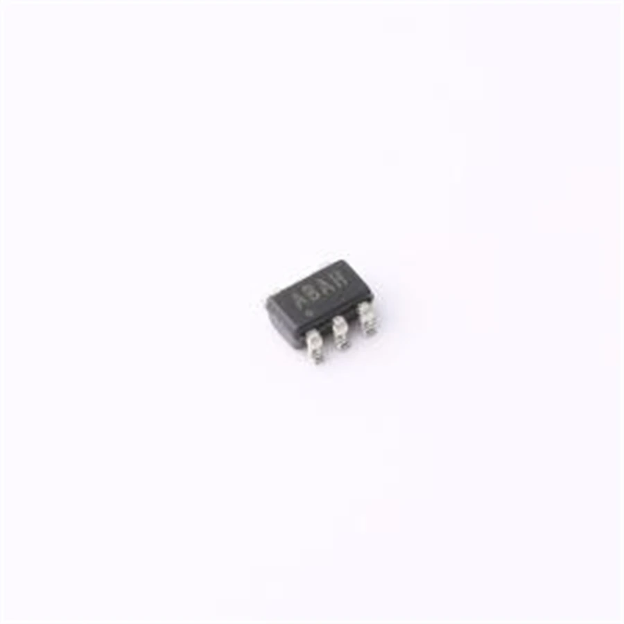 2PCS/LOT MAX4214EUK+T (Operational Amplifier)