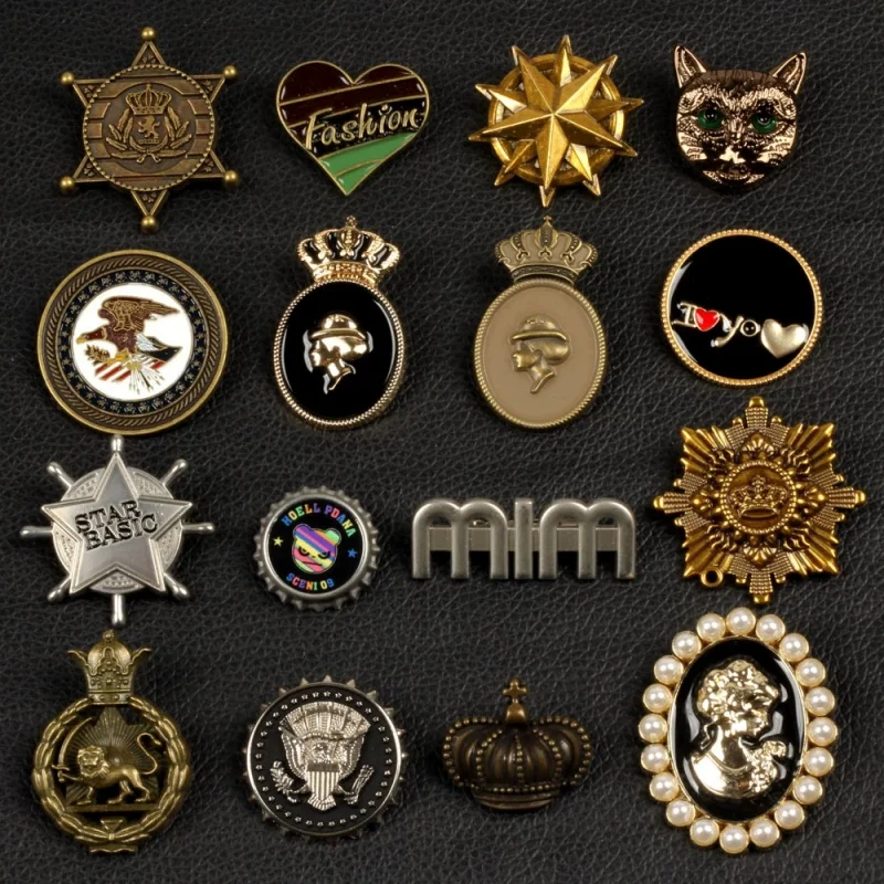 

Men's Fashion Brooch Zinc Alloy Metal Pin Vintage Korean Japanese Style Clothing Accessory