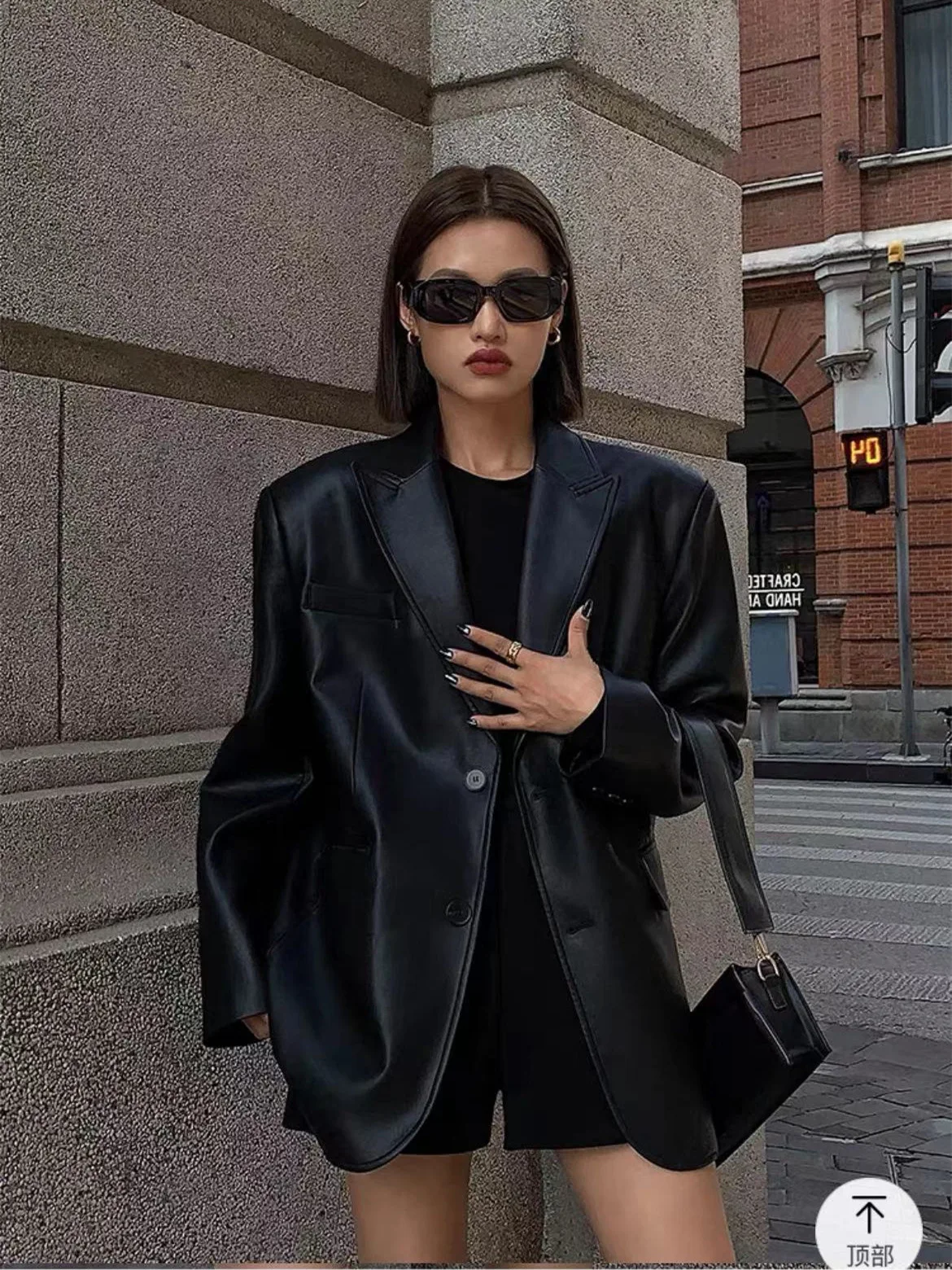 سترة جديدة لخريف 2025 من جلد البولي يوريثان للنساء عتيقة بأكمام طويلة وزر على شكل طية صدر السترة معطف أنيق ملابس خارجية فضفاضة مع جيب #1