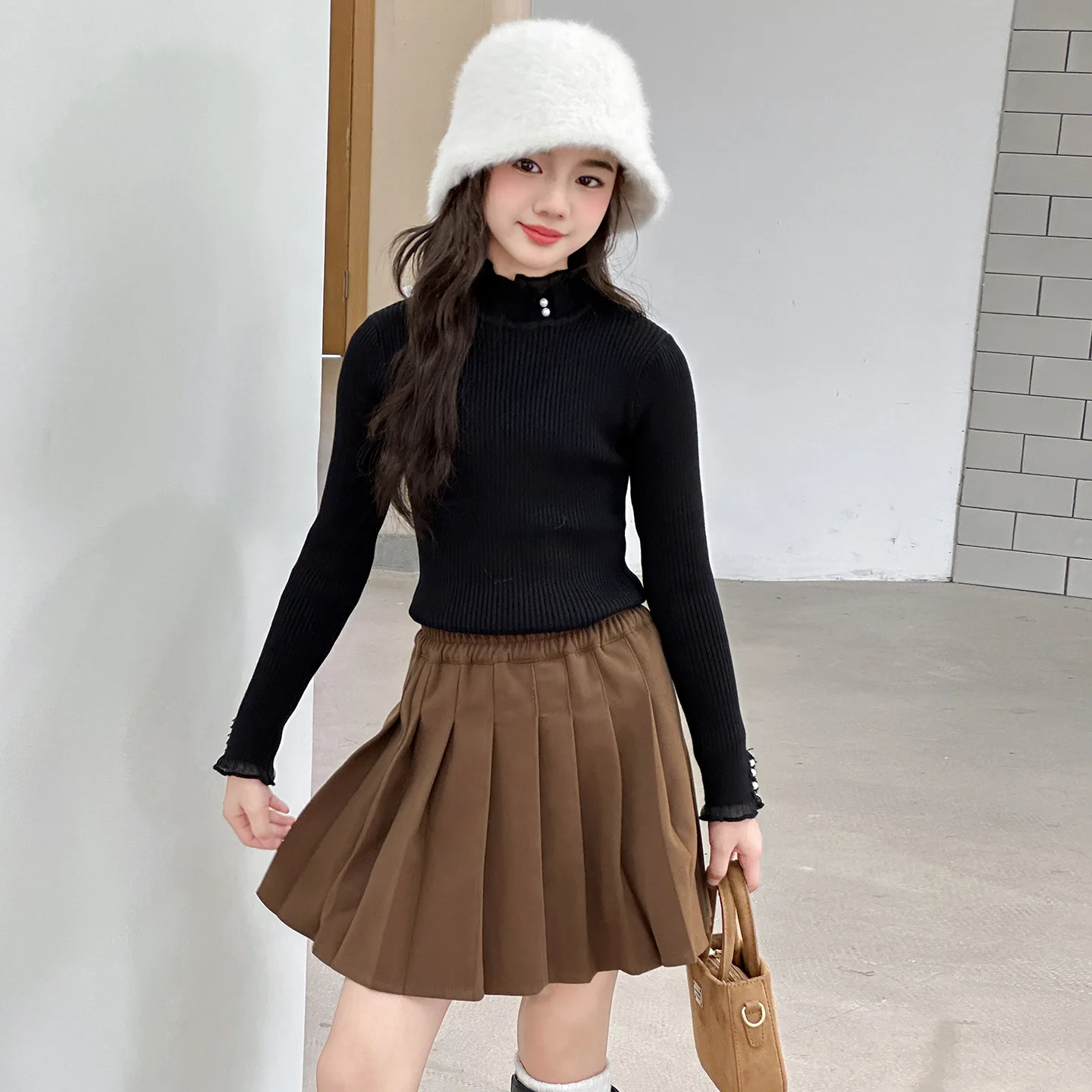 

Junior Girls Two-piece Outfit Autumn School Girls Lace Patchwork Knitted Sweater Children Girls Pleated Skirt Kids Girls Sets
