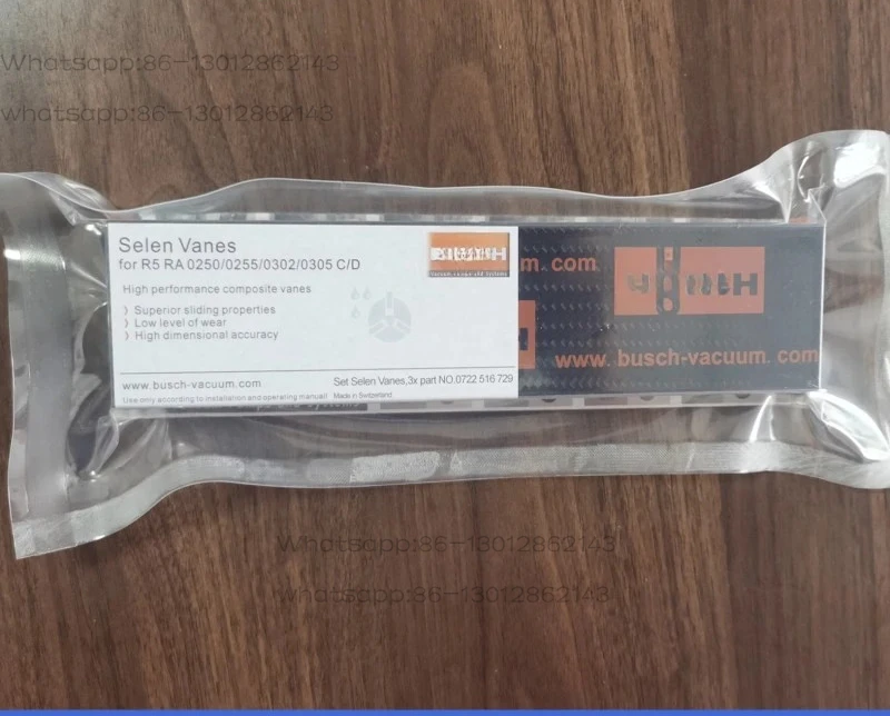 

2025 Imported vacuum pump blades R5/RA0302D/100F air pump rotor SV1025C/SV1040C carbon plate