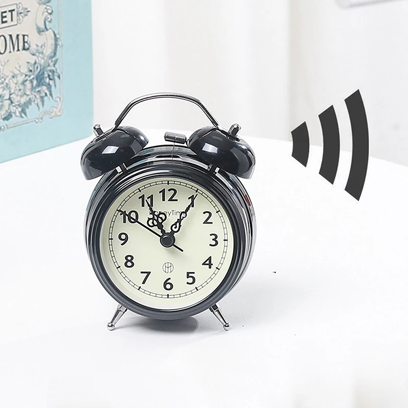 Reloj despertador Retro Súper ruidoso, luz de noche pequeña para dormitorio, reloj de cabecera para estudiantes, adorno de escritorio, decoración del hogar