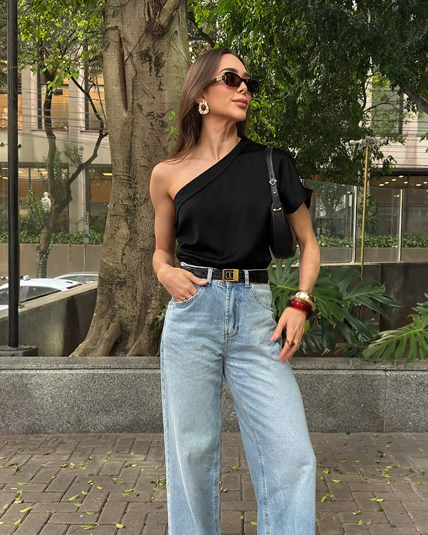 Niche Retro Diagonal Neck Short-sleeved T-shirt Women's 2026 Summer Fashion with Satin Top