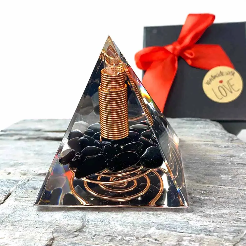 

Winding Of Metal Coil Chakra Energy Orgonite Pyramid Reiki Natural Obsidian Pyramid Crystal Tool Ornaments Resin Stones Pyramid