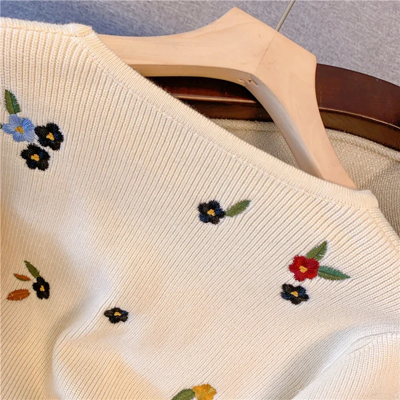 New Autumn Flowers Embroidery sweater Women Knitted Cardigans Top V-neck Long Sleeve cropped cardigan Sweaters Mujer Knitwear