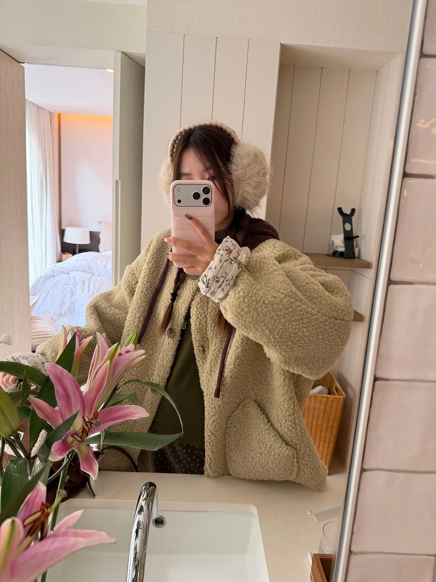 

Утепленное женское пальто с цветочным пэчворком, новый дизайн, круглый вырез, длинный рукав, для повседневной носки, из полиэфирного волокна