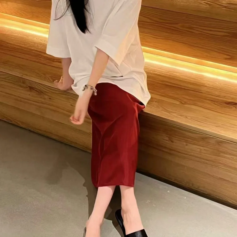 

Niche Design Retro Chinese Red 100% Silk Comfortable and Light Flowing Skirt