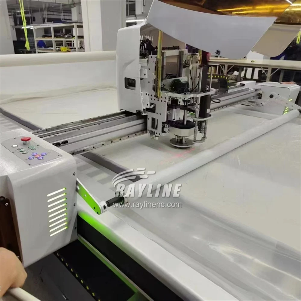 Fabric cutting machine CNC knife cutting roller blind automatic fabric roll cutting machine