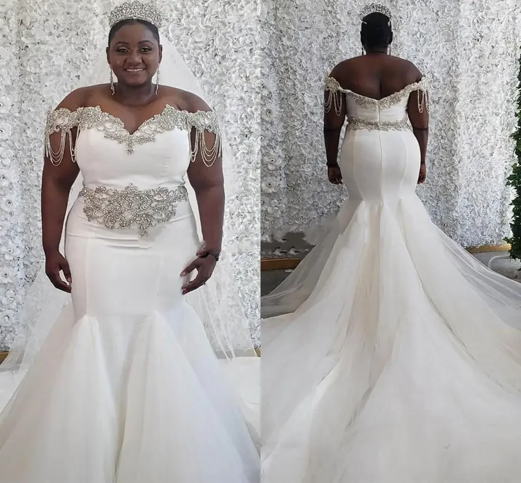 

Customized Plus Size Mermaid Wedding Dresses Beaded Crystal Tassel Sweep Train African Queen Bridal Garden Gown Robe De Mariée