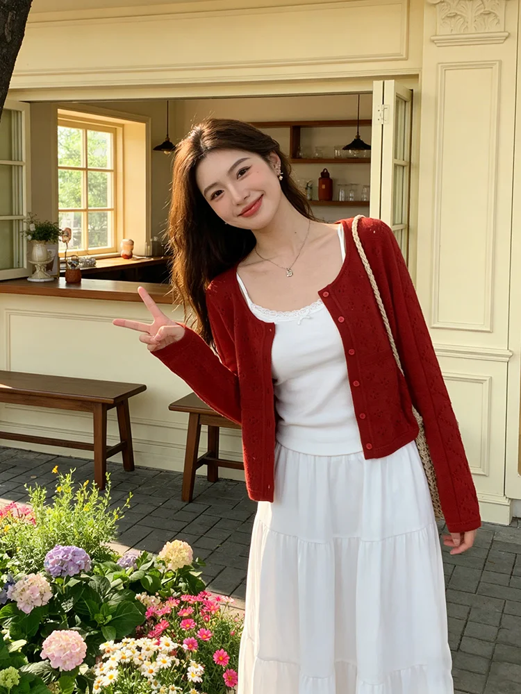 

Unique Beautiful Retro Hollow Knitted Cardigan Women's Slim Fit Spring New Style Fashion Outerwear Korean Style round Neck Lo...