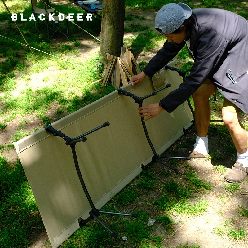 BLACKDEER Outdoor Folding Sleeping Bed Compact Aluminum Alloy Camping Cot Max 150kg Bearing 600D Oxford Fabric