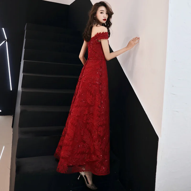 فستان نخب بكتف واحد، فستان زفاف جديد للعروس 2025، نمط طويل مثير للتخسيس، أحمر خمري، يمكن ارتداؤه في أيام الأسبوع