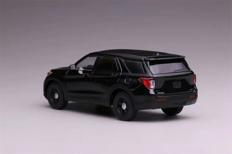 

596Model 1:64 black plain clothes Explorer Model Car