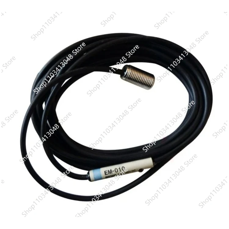 

EM-010 line has a small built-in proximity sensor with a embedded type detection distance of 2mmEM-014 EM-030 EM-080