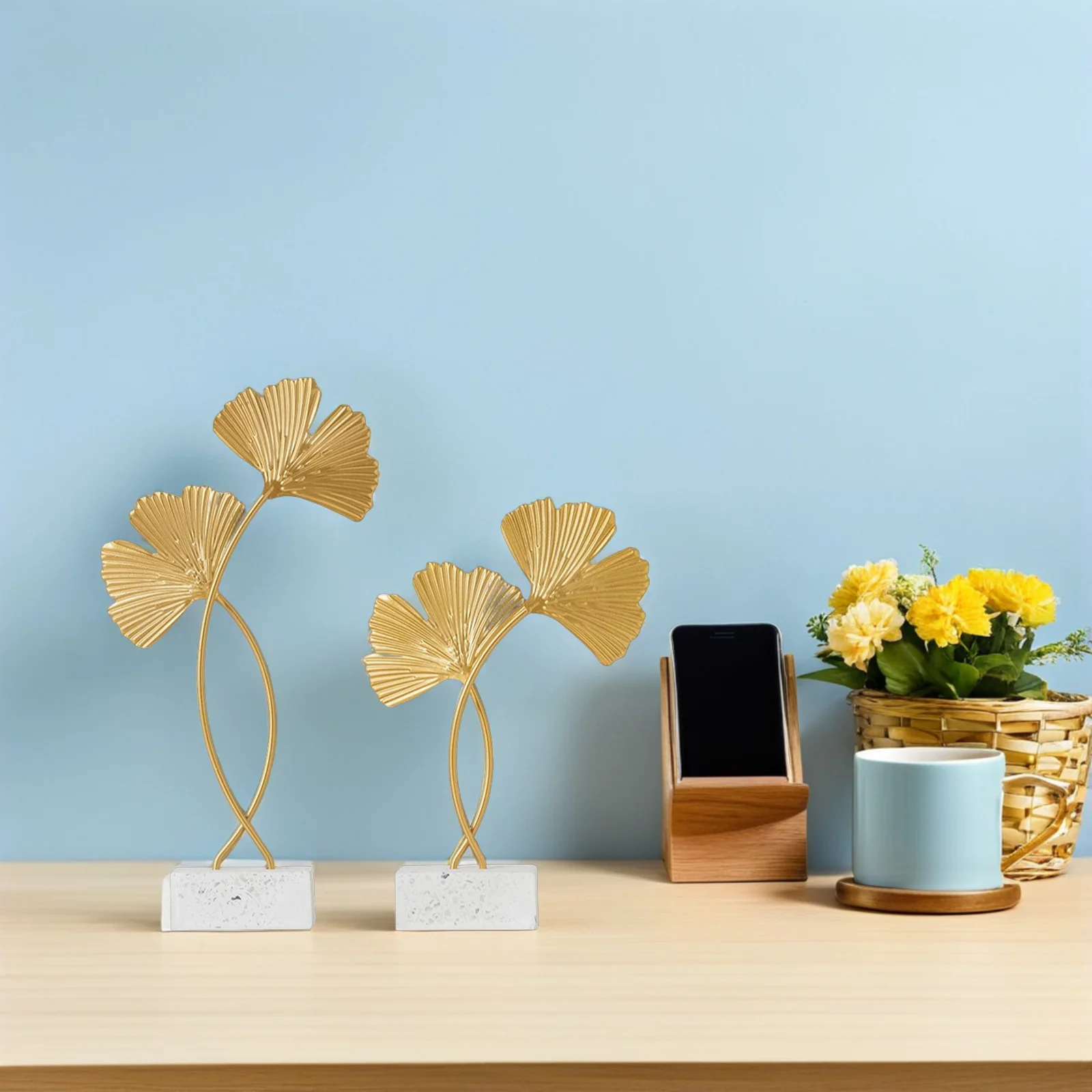 

2pcs Iron Gingko Decors Nordic Golden Leaf Desktop Decorations Home Office Living Room Art Crafts Reusable Sturdy Base