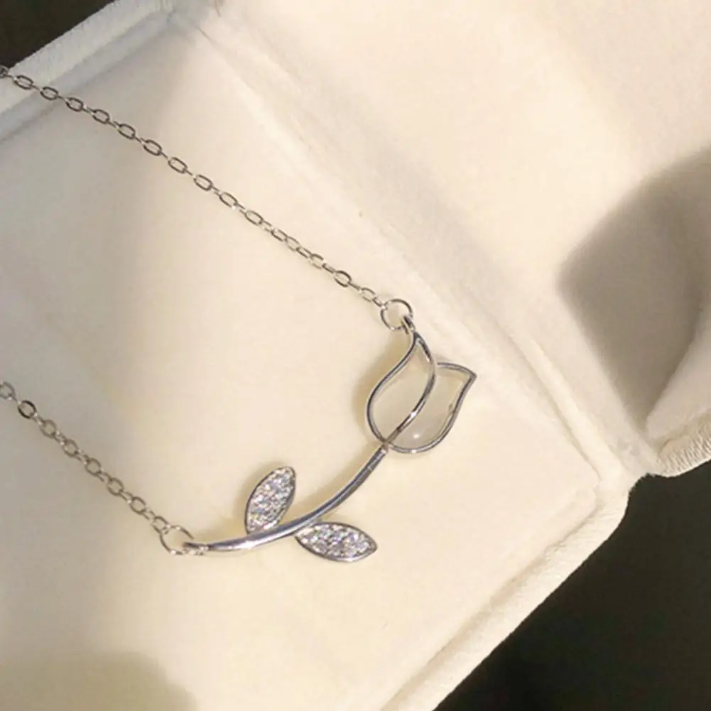 Luxury Fashion Tulip Drop Pendant Necklace for Women Shiny Zircon Accessory Clavicle Chain Necklace Sweet Girl Jewelry Gift 2023