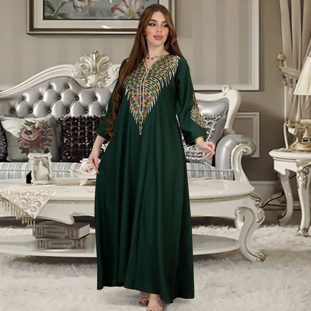 XQY500136 Muslim Fashion Colorful Embroidered Robe Dress Arab Women's Wear