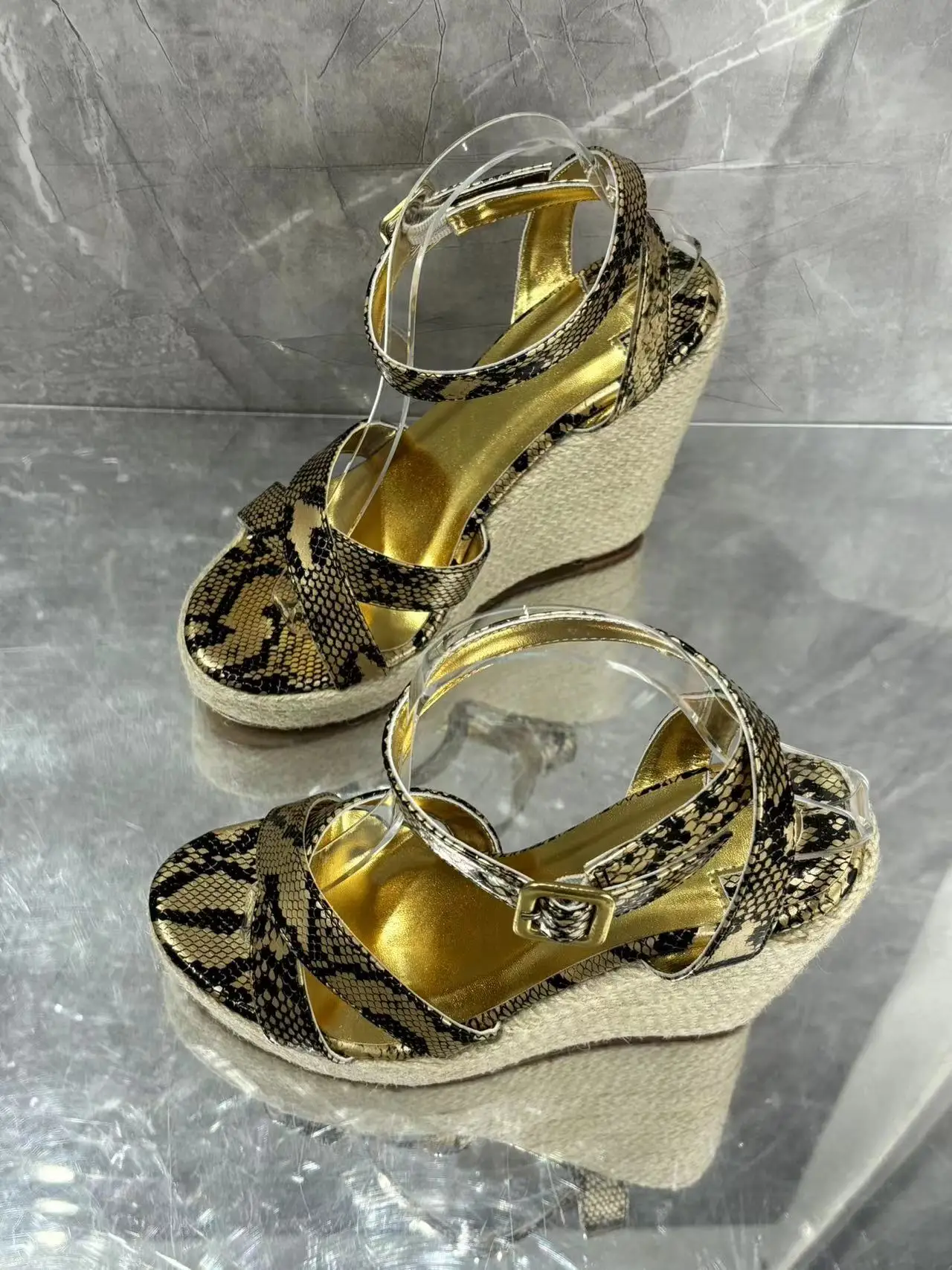 

Gold Patent Leather Straw Wedge Sandals Open Toe Buckle High Heels Simple Comfortable Casual Women Shoes Sandalias Mujer Verano