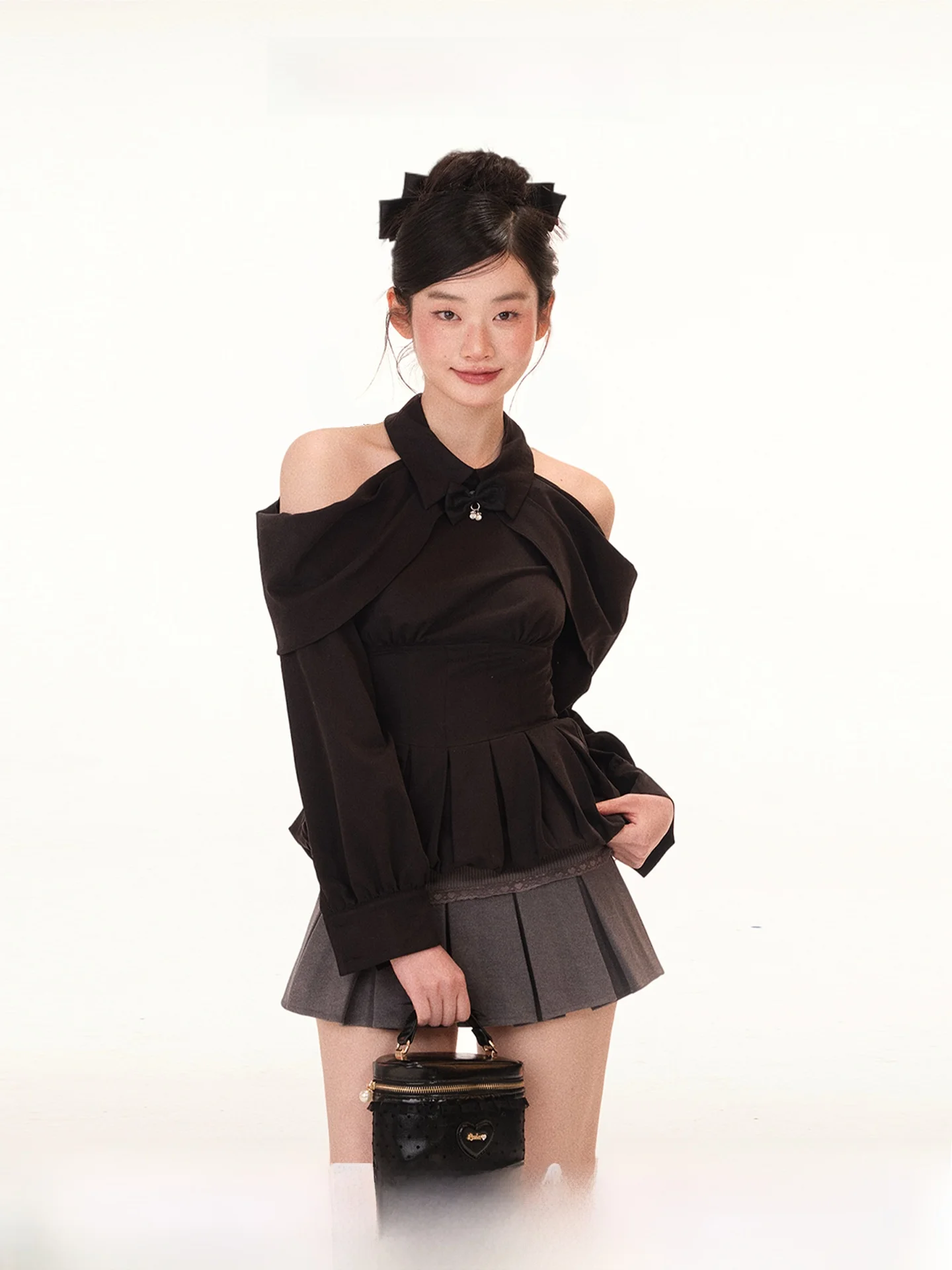 

Костюм женский: юбка-плиссе из тонкой шерсти с воротником-стойкой и поясом, комплект Sweet Pear Daidai Nicole Diary Spring Hanging Ne Long Sve irt Collar Waist Inward Thin Wool Pleated Skirt Set Women's...