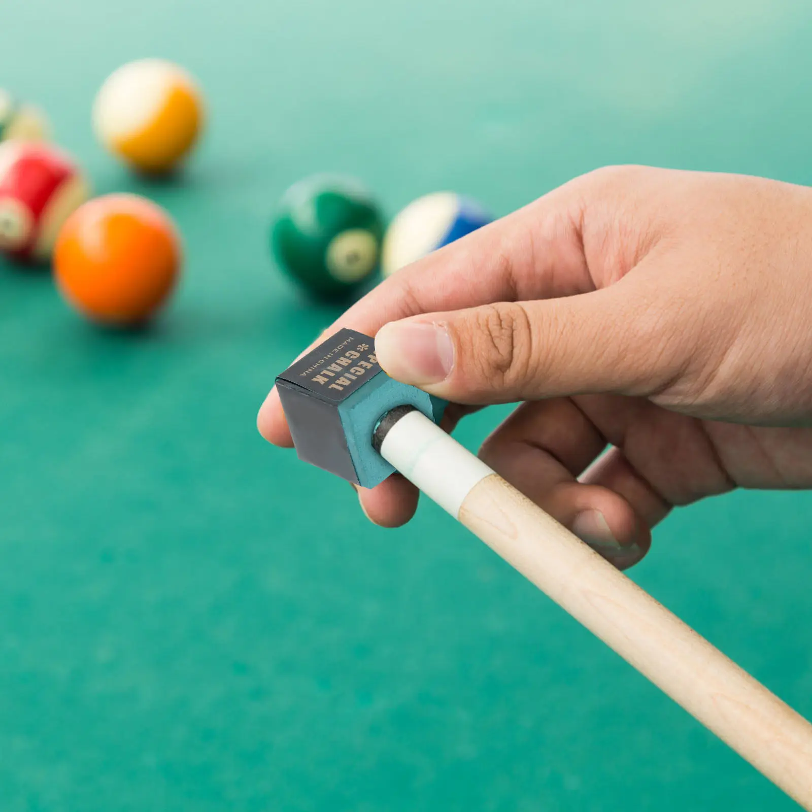 

12Pcs Cue Stick Wiping Powder Pool Chalk Professional Billiard Chalks Clump Pool Table Accessories for Cue Control