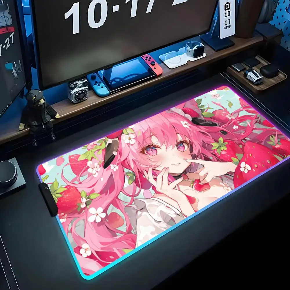 

Аниме Клубничная девушка Коврик для мыши RGB Игровой коврик для мыши Большой светодиодный коврик для ПК Настольный коврик Светящийся коврик для мыши Большие коврики для клавиатуры Настольный коврик