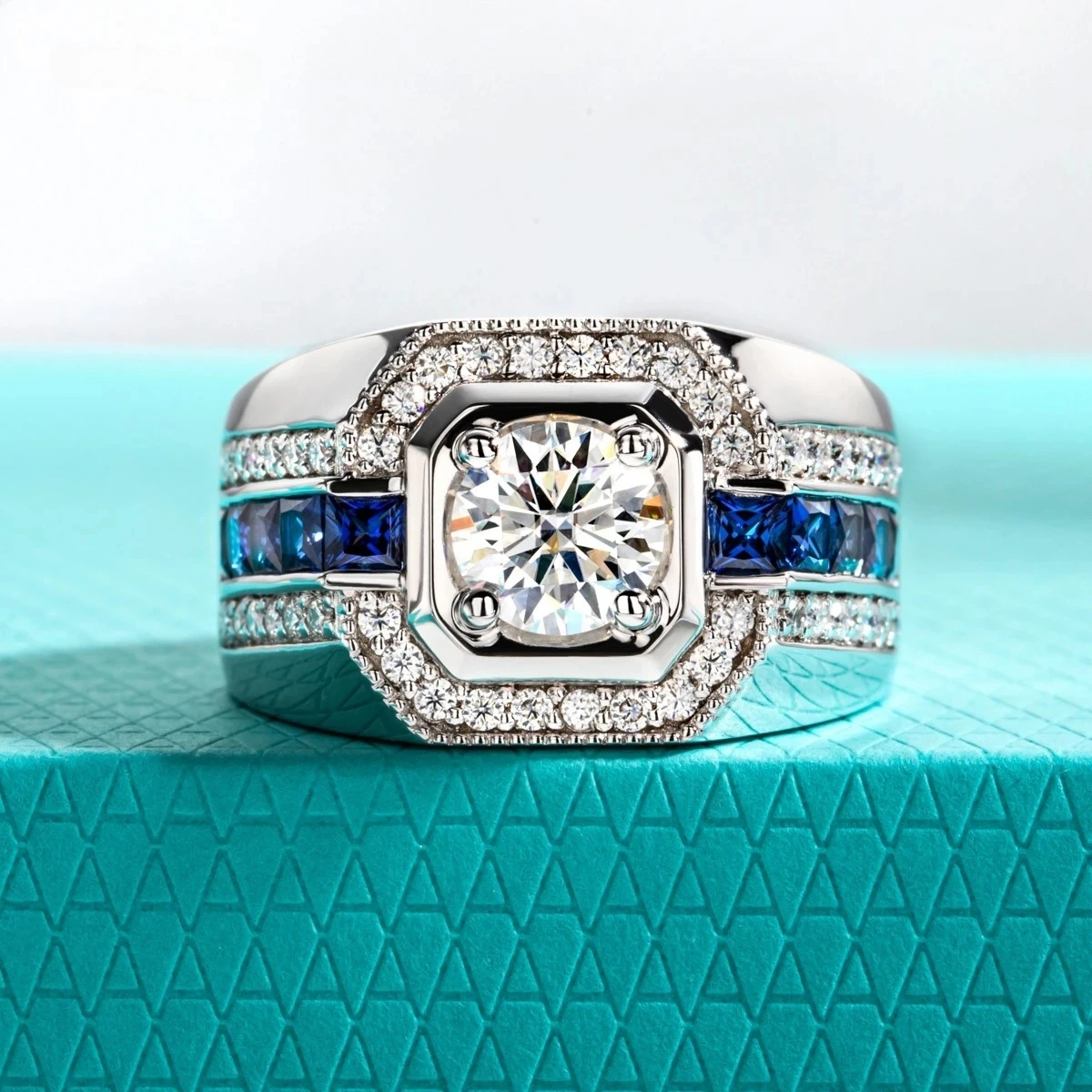 

Gazing Jewelry1Carat D Color Moissanite Men's Ring, 925 Sterling Silver Gold Plated, Retro and Luxurious Lab-Created Diamond Eng