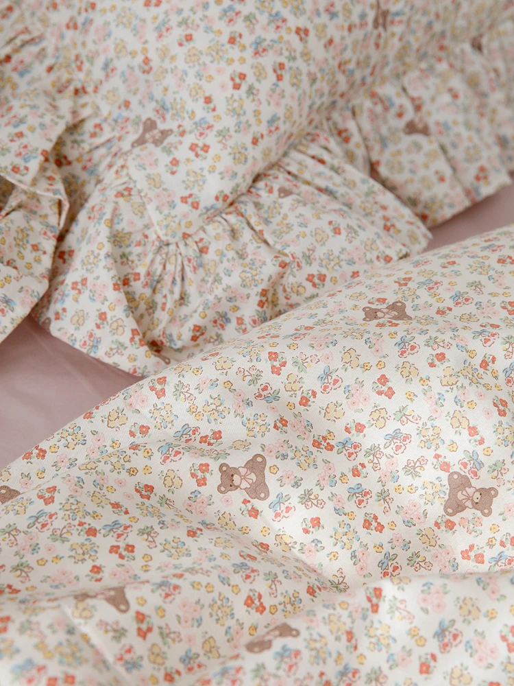 

Милый комплект детского постельного белья с цветочным принтом и мишками, 4 предмета, мягкая ткань, плотность 133x72, активная печать, приятный для кожи