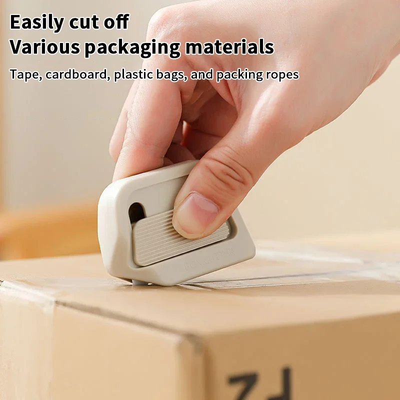 2PCS Automatic Retractable Box Cutter Ceramic Blade Magnetic Safety Portable Opening Tool For Home Offices Warehouses Logistics