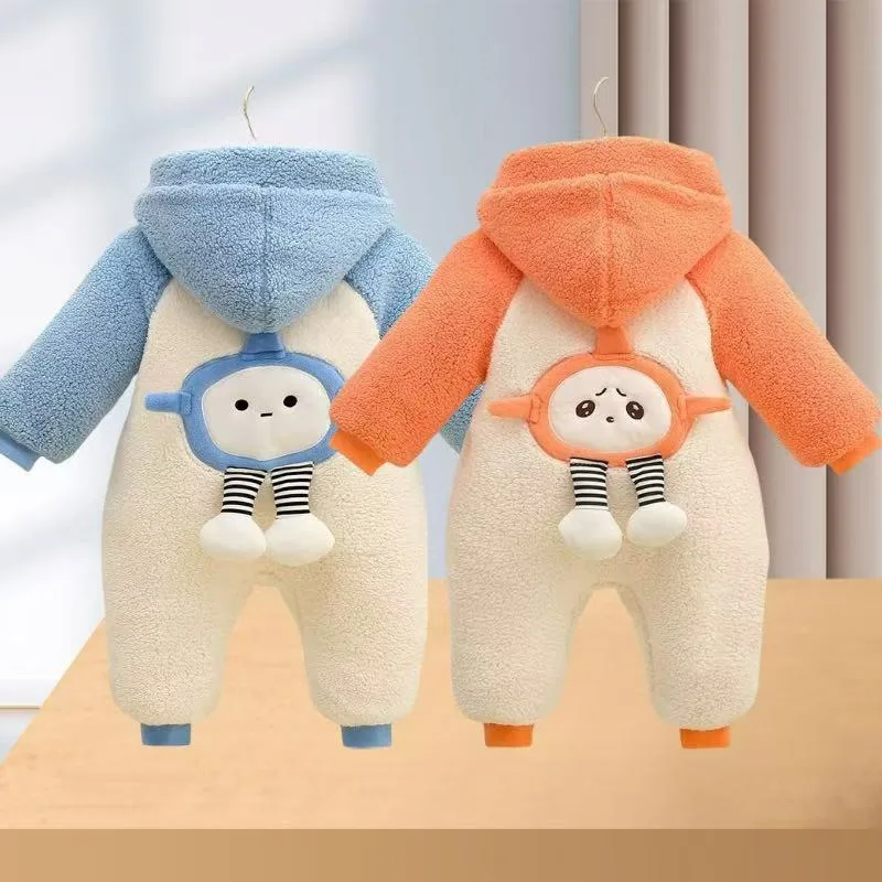 男の子の赤ちゃん服かわいいぬいぐるみカートゥー赤ちゃんロンパース秋冬保温フード付き幼児女の子オーバーオールジャンプスーツ新生児ロンパース