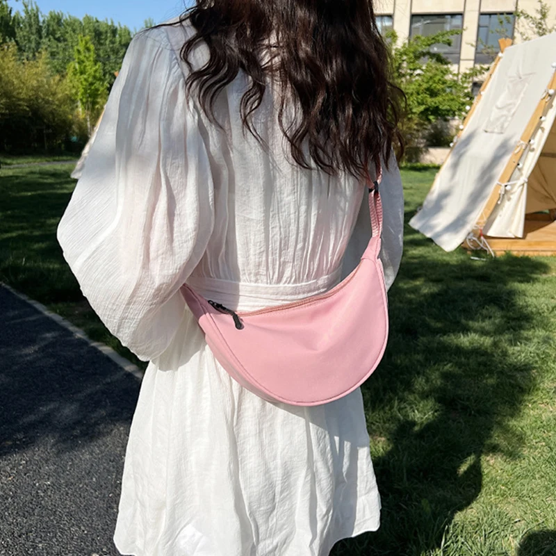 Dumpling Bag - Stylish And Lightweight Shoulder Bag/Crossbody Sports Bag