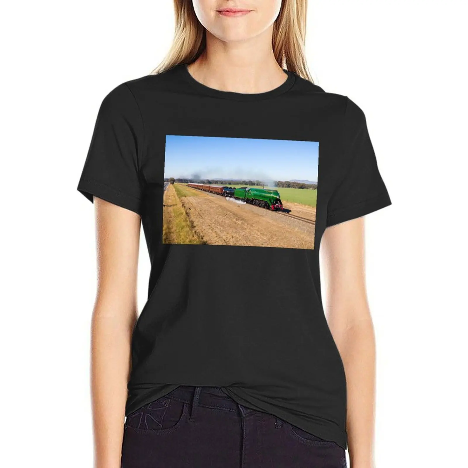 Riverina 3801 - Australian steam locomotive. T-Shirt tops quick drying sports fans Women t-shirts