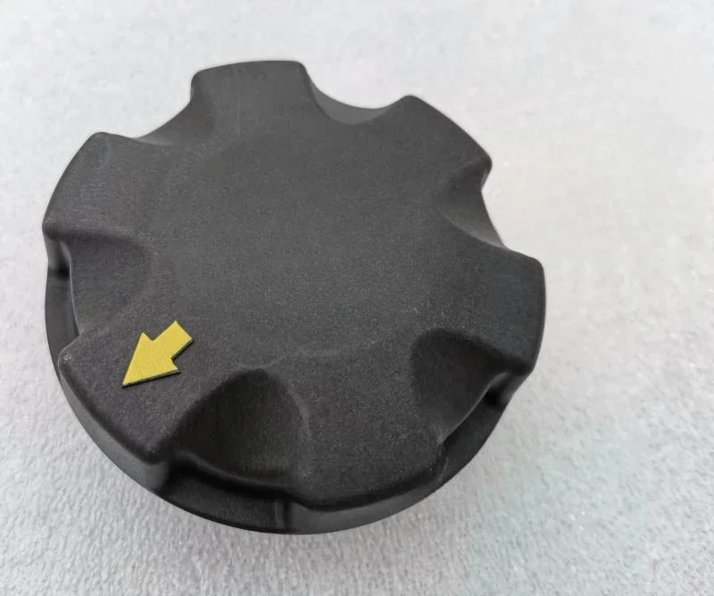 

China Brand New Genuine Figzero 1PC Car Auxiliary Water Bottle Cover For BMW 5 Series E90 320 325 GT535 730 740 X5 X6 X3 Z4