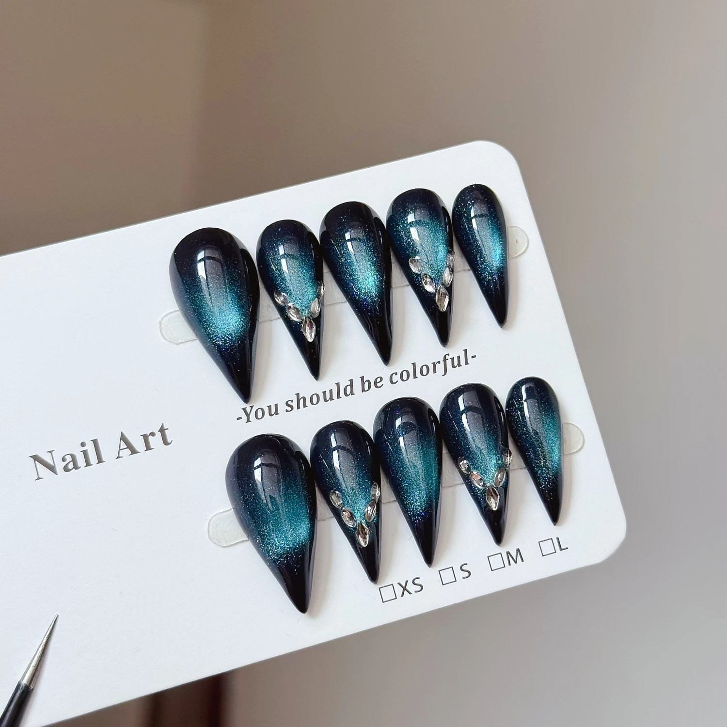 10pcs high-end Fashionable niche design style, peacock blue cat eye, short dragon claw, small diamonds handmade fake nails