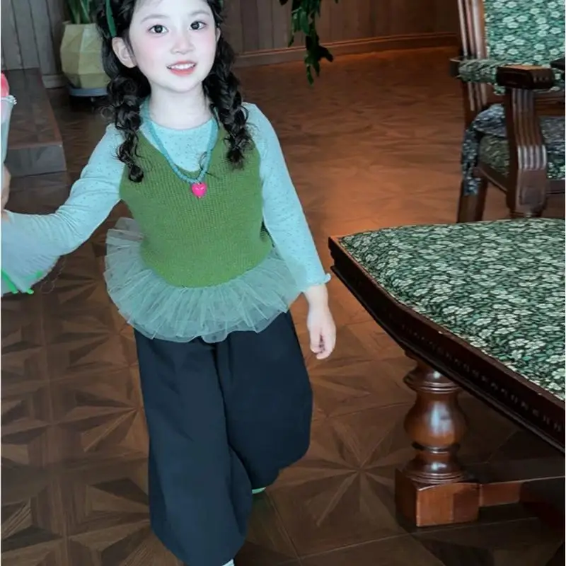 Sweet and Lovely Girl Three Piece Set 2026 Autumn New Item Baby Girl Long Sleeved T-Shirt Children's Spring and Autumn Vest Set